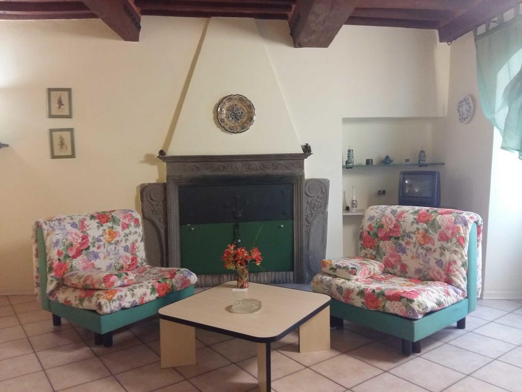 Residence Di Via Perugina 22 Gubbio Buitenkant foto