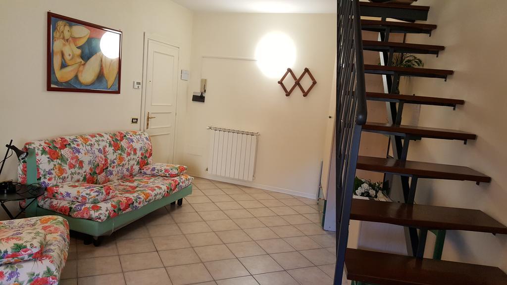 Residence Di Via Perugina 22 Gubbio Buitenkant foto